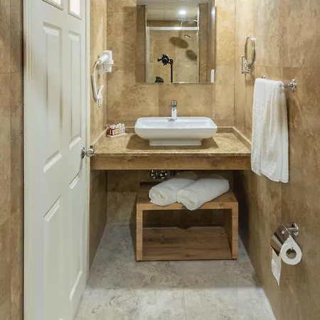 Hotel Der Konyaaltı 4*